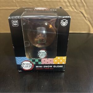 Demon Slayer Mini Snow Globe